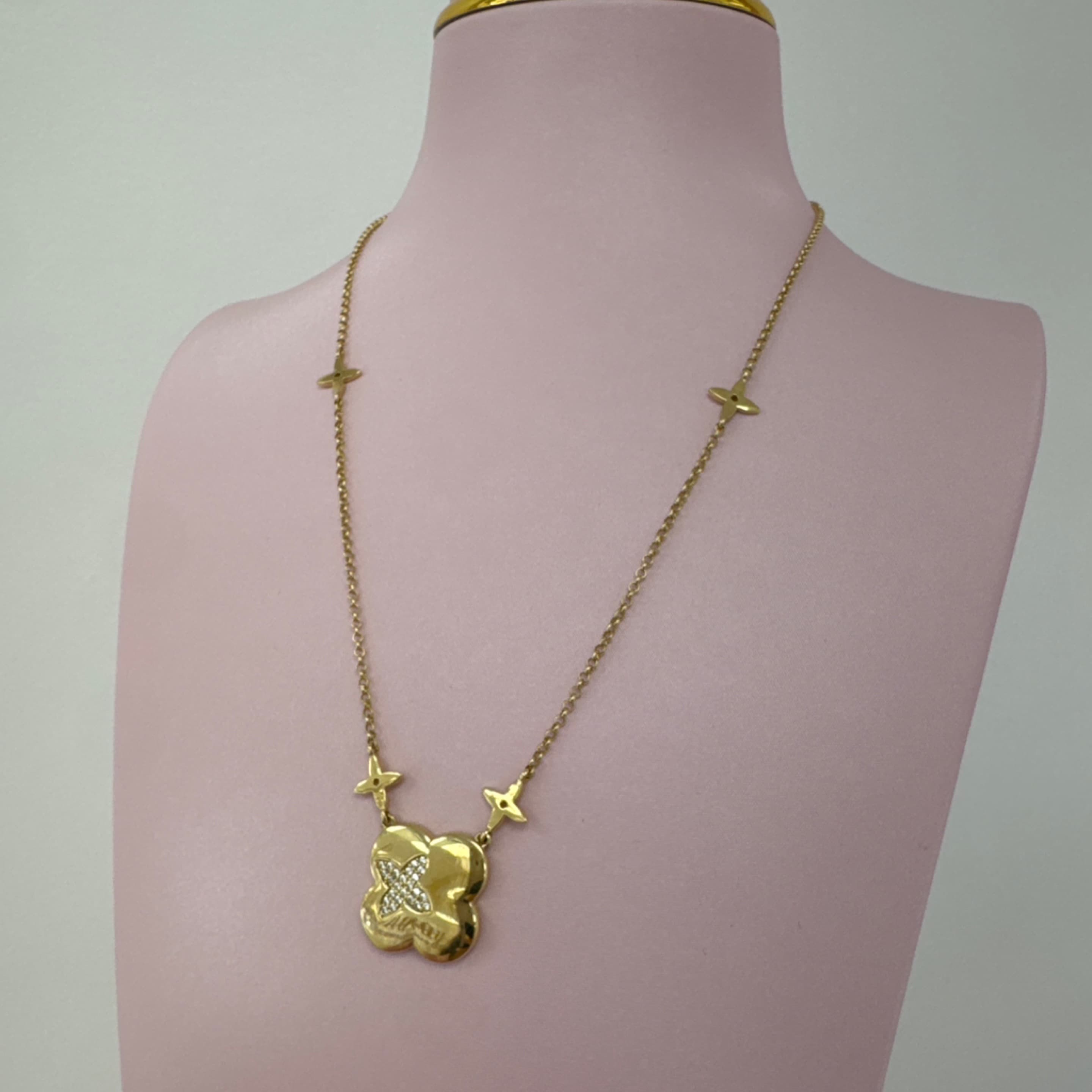 Elegant Necklace Flower 14KT