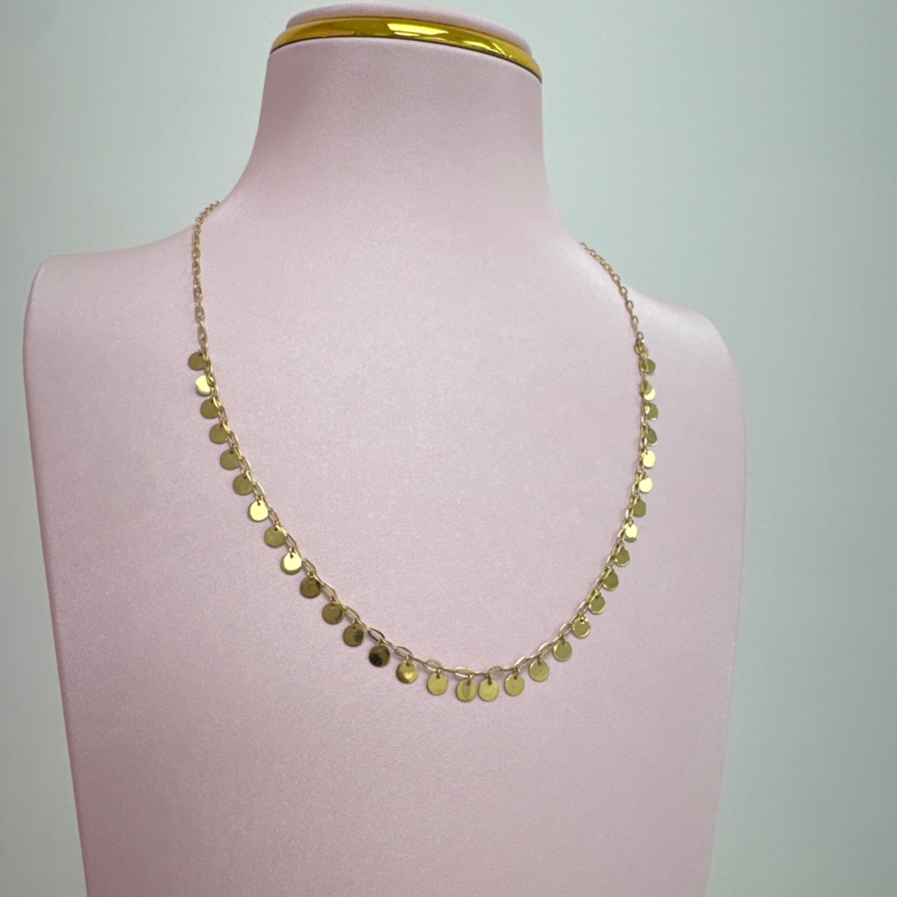 Elegant chain circle pendant 14KT
