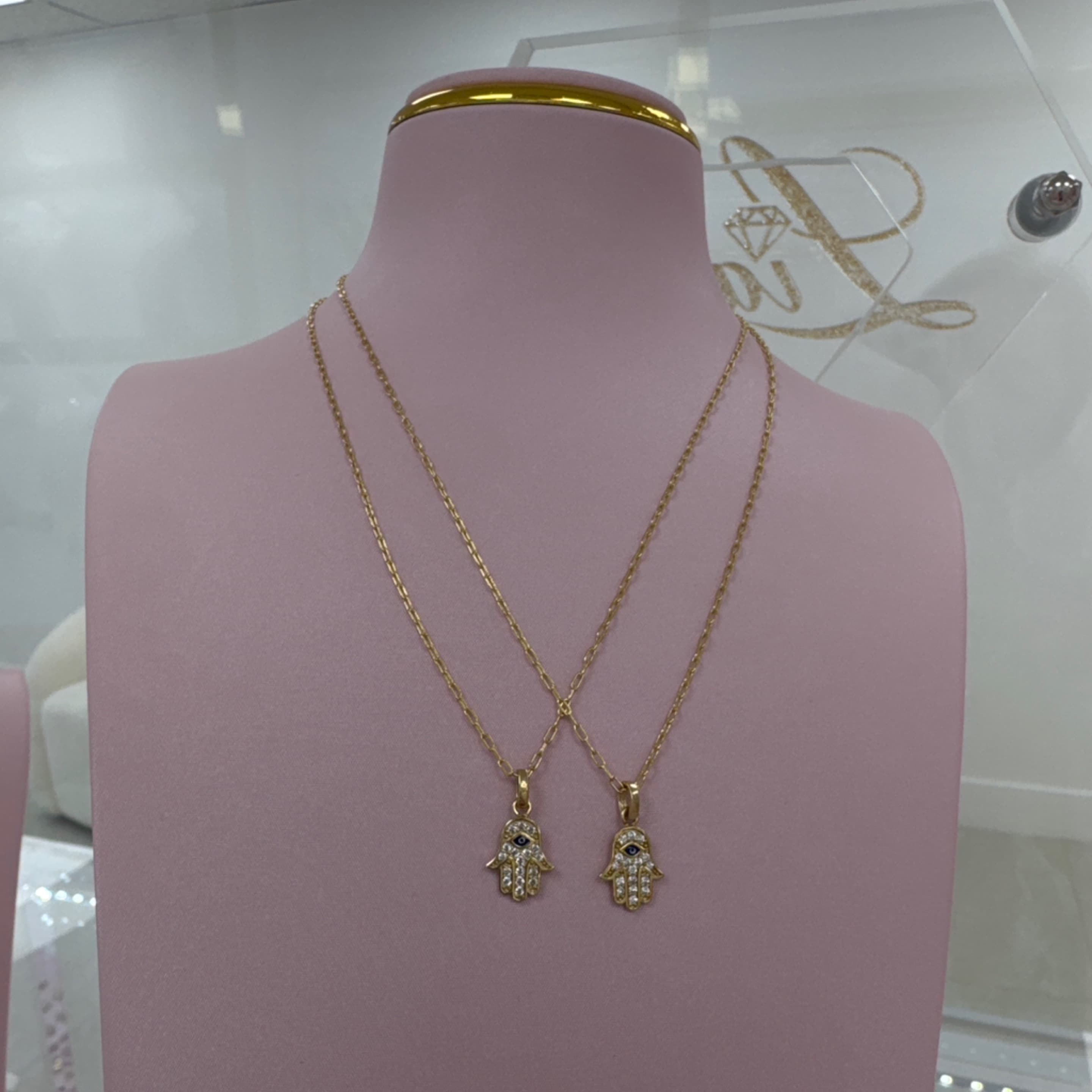 Paper clip Chain & Hand of Fatima 14KT