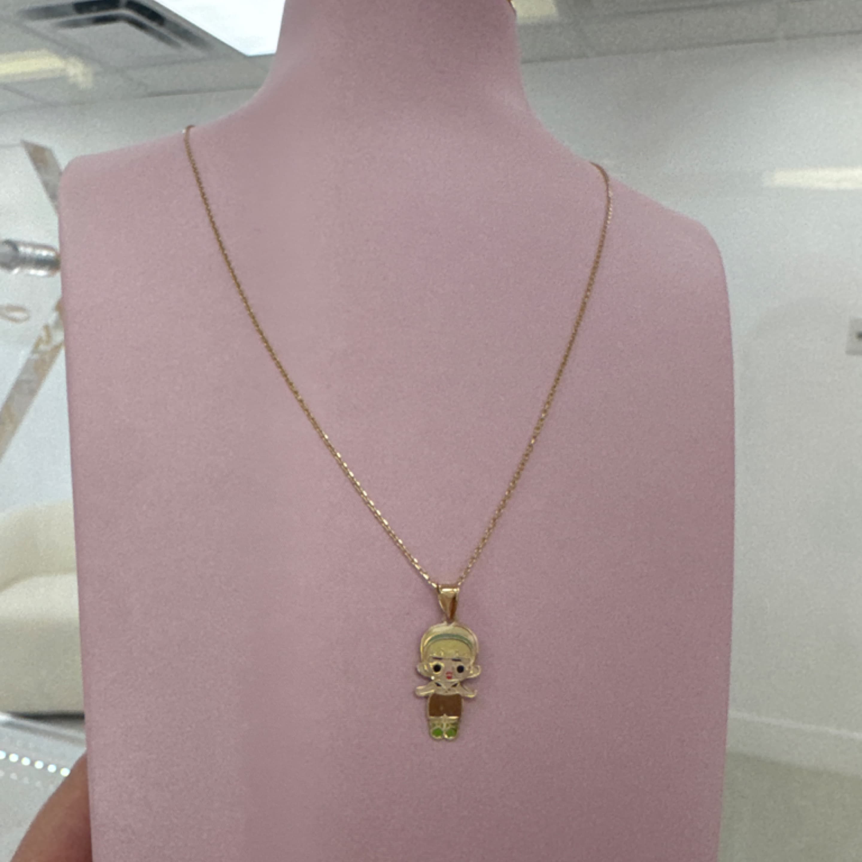 Elegant chain & baby pendant 14KT