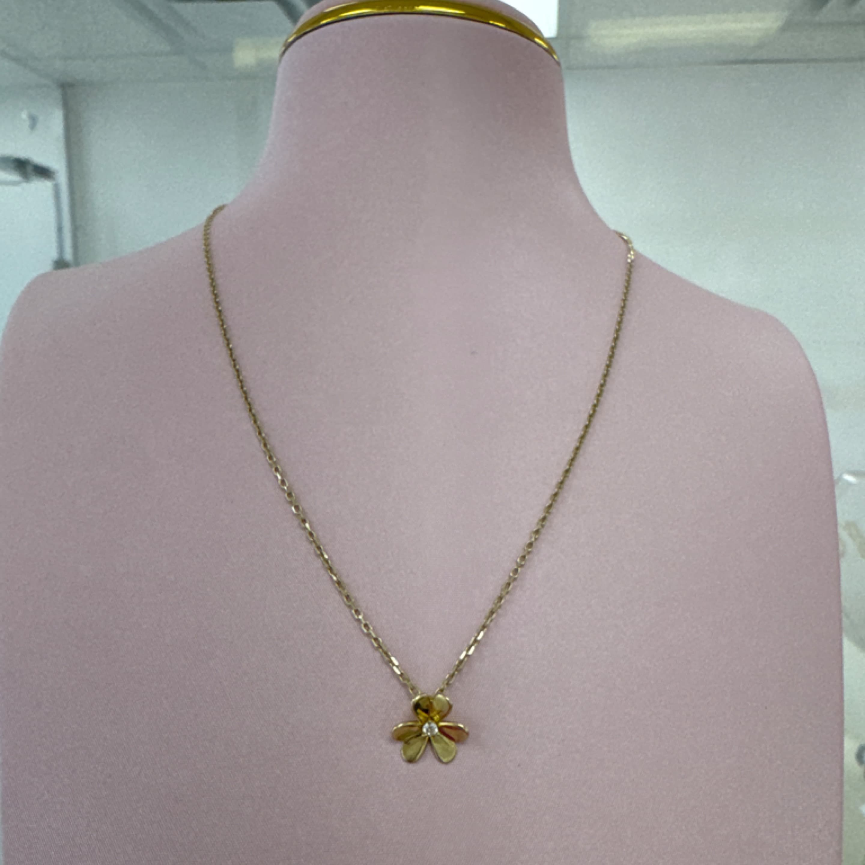 Golden small flower chain
