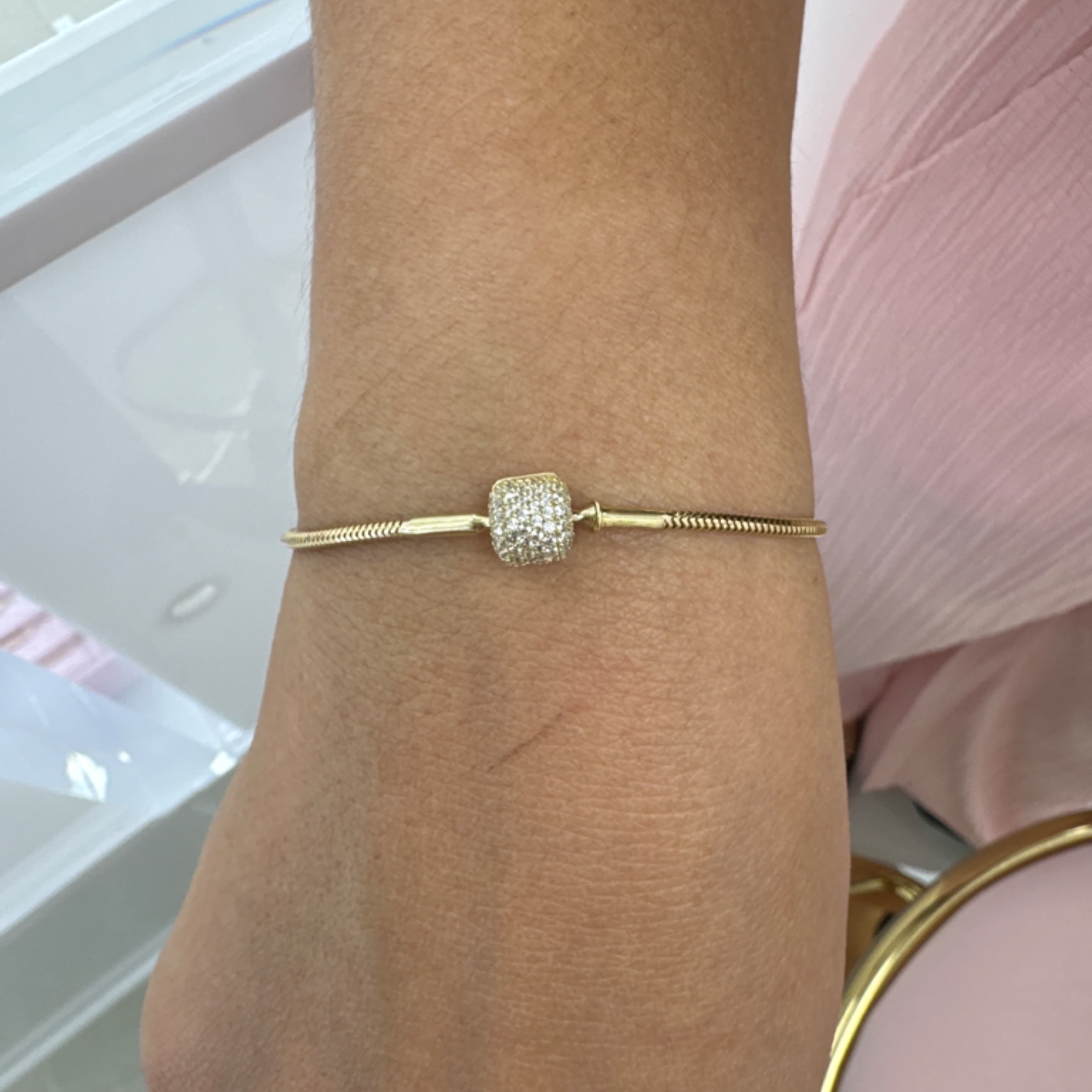 Pandra bracelet 7” 10KT