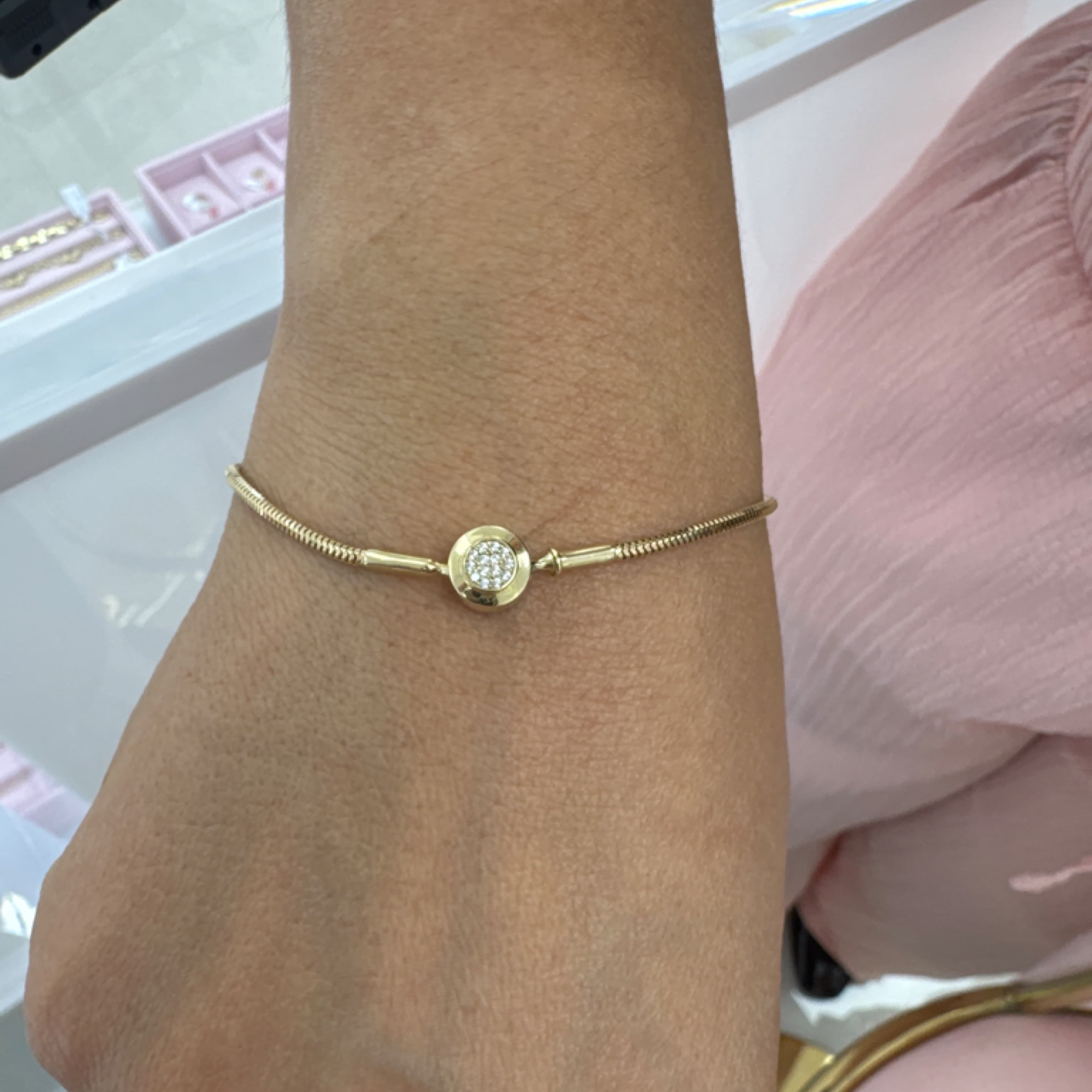 Pandra bracelet 7 1/2” 10KT
