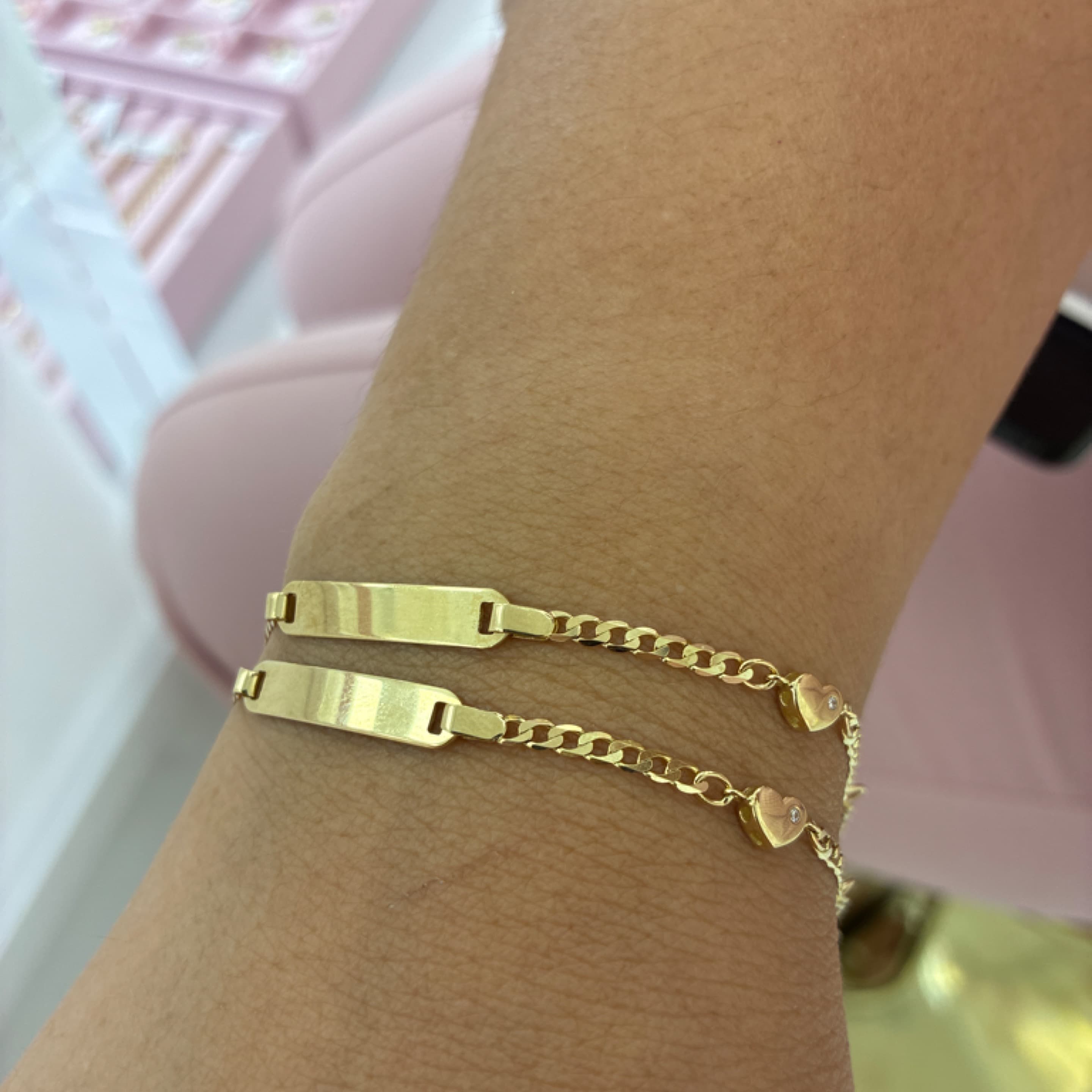 Corte de brillo baby bracero with hearts 14KT