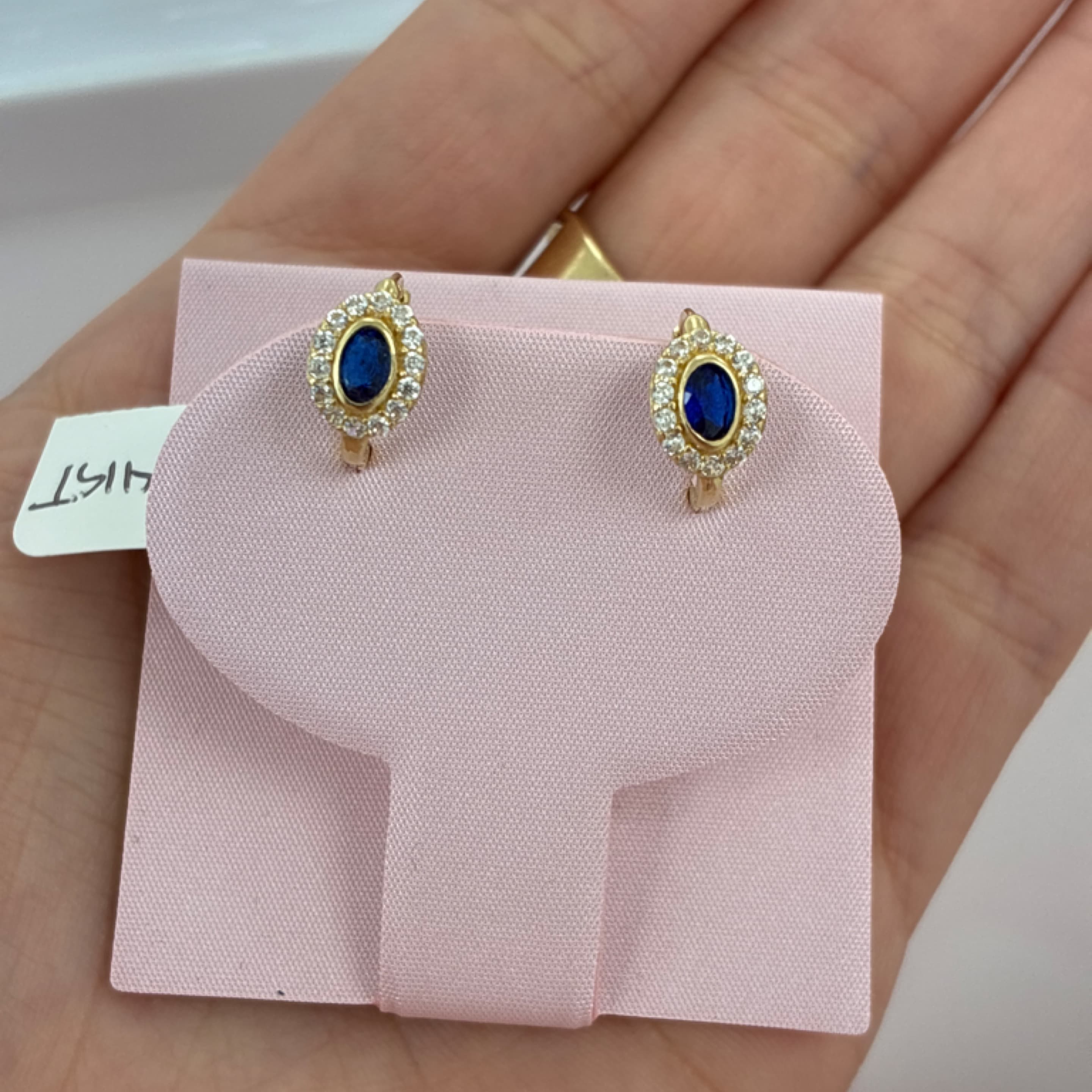 Blue stone hoop 14KT