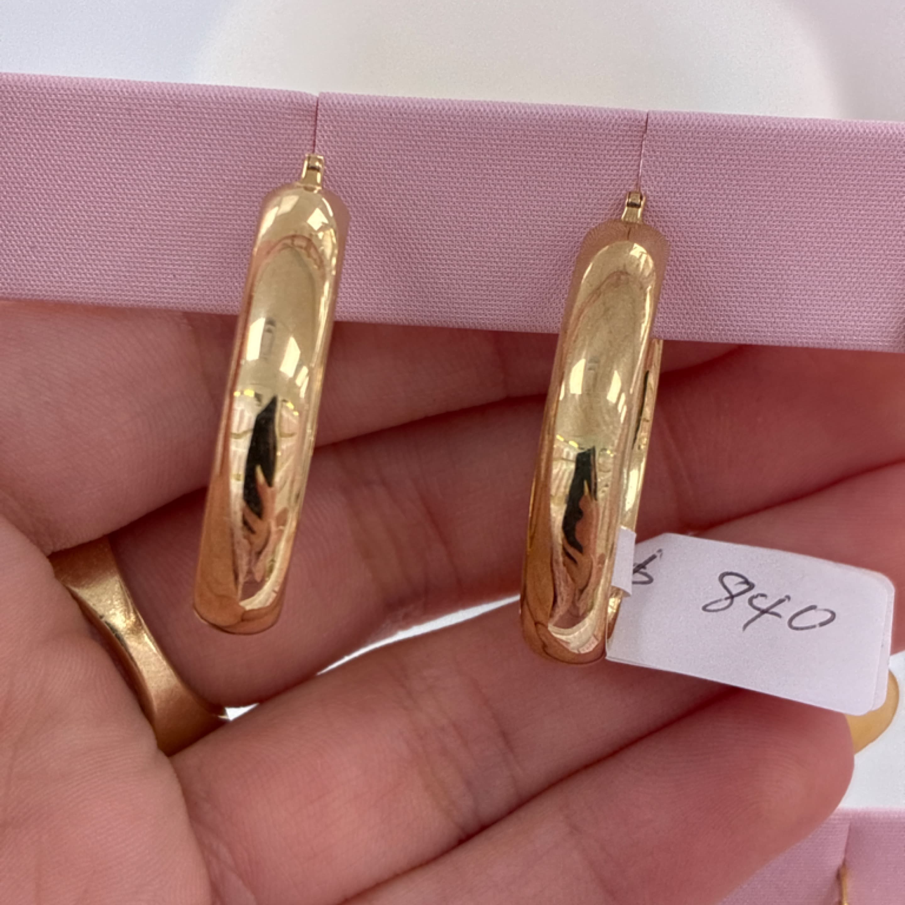 Plain oval hoop 14KT