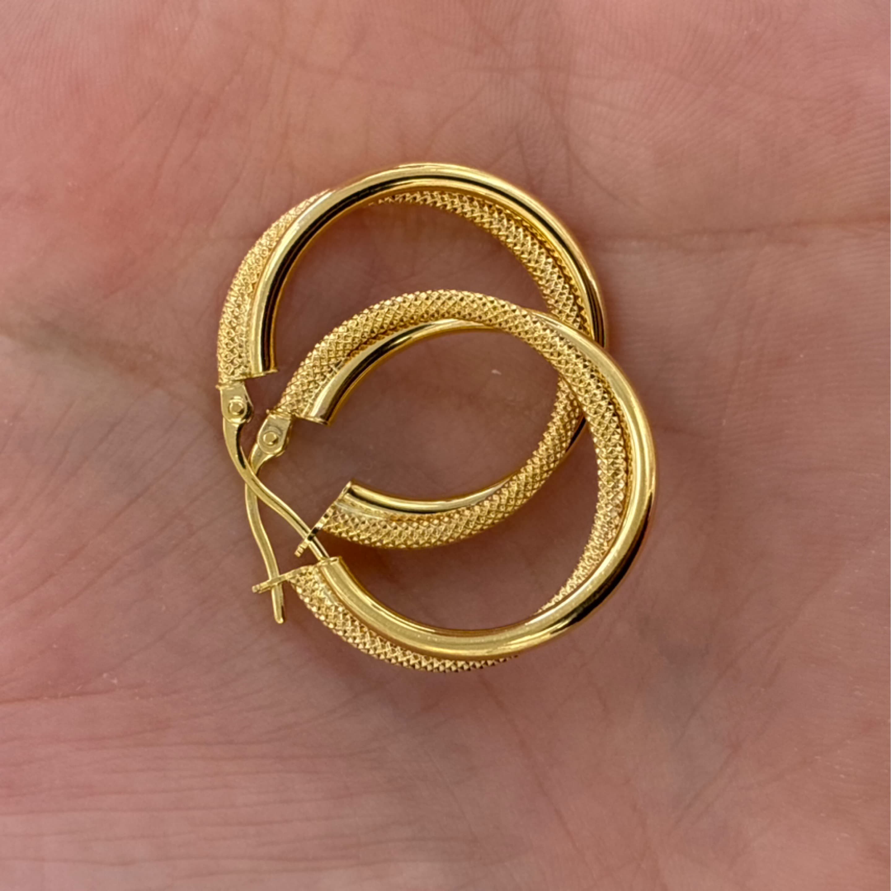 Medium two design Hoop 10KT