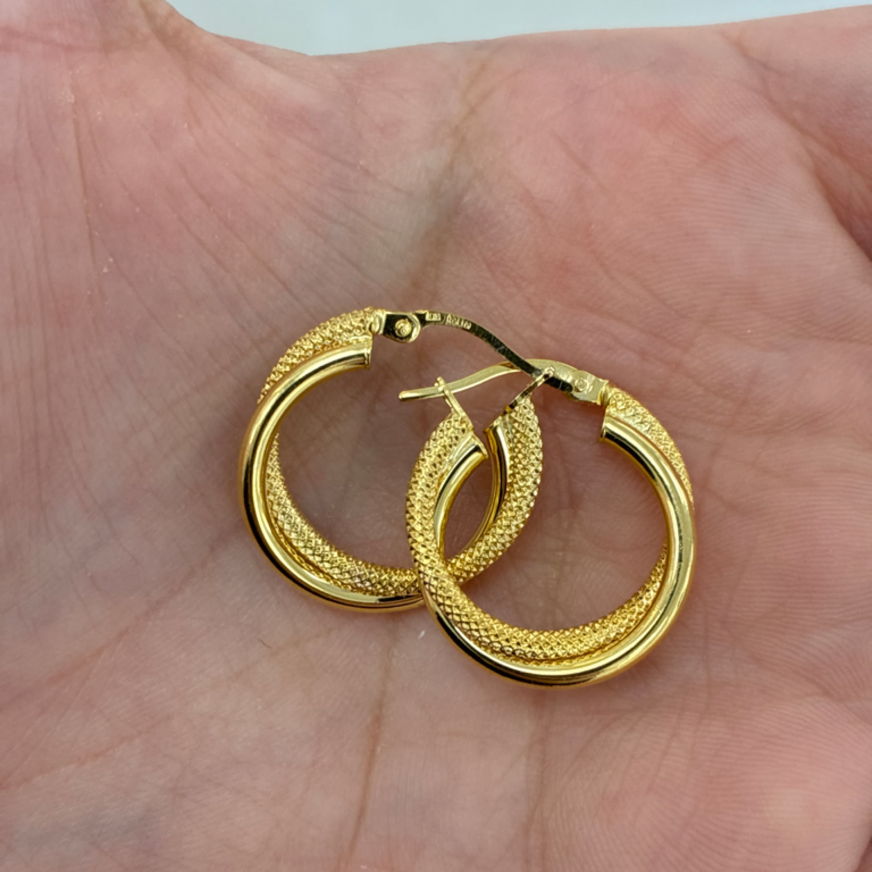 Small two design hoop 10KT