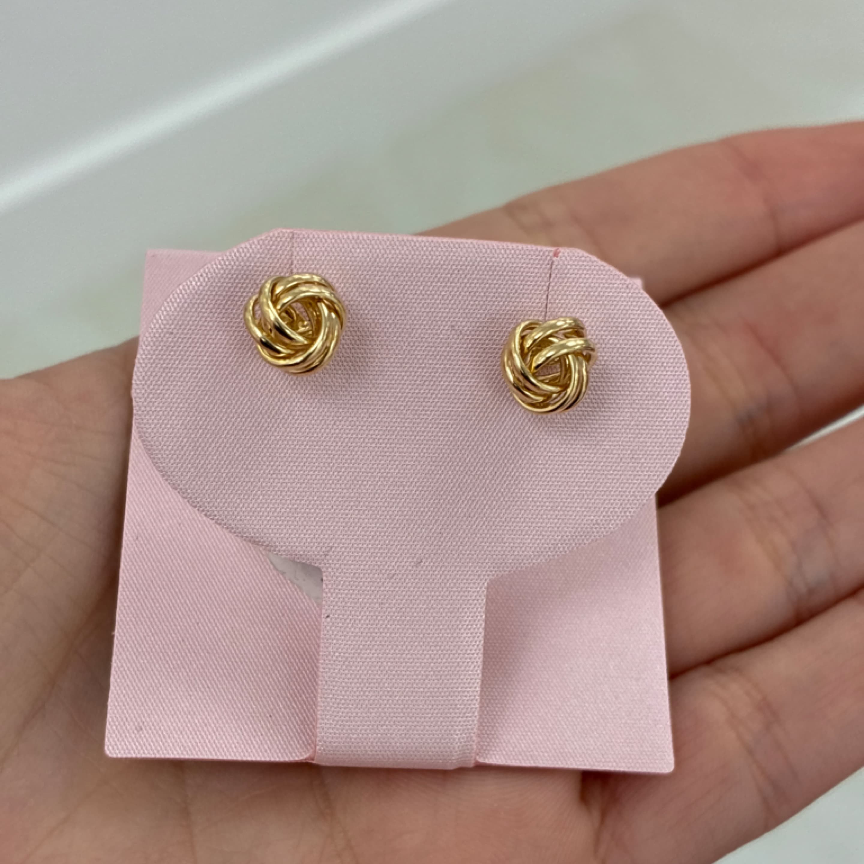 Small knot earrings 10KT