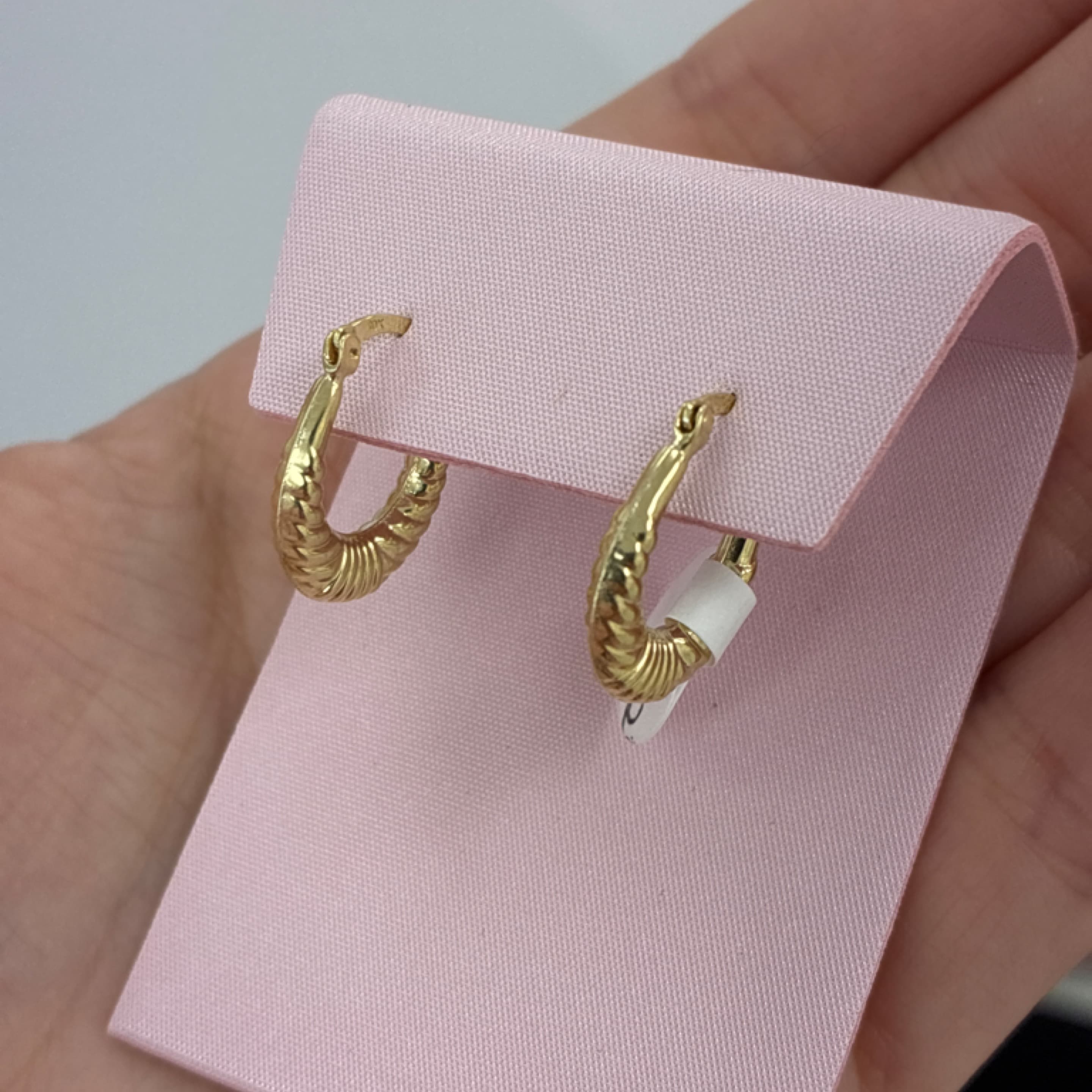 Design plain hoops 10KT