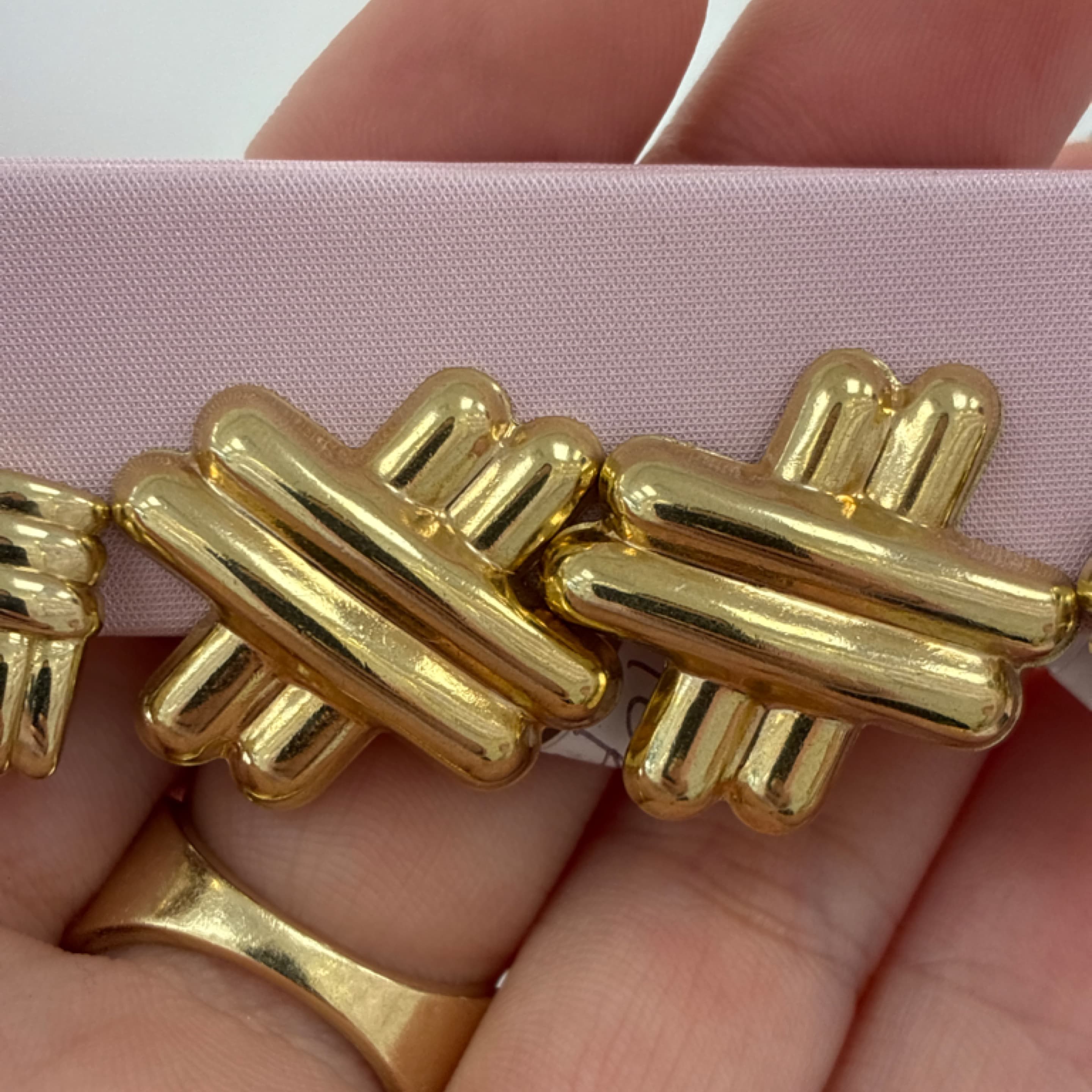 Double cross earrings with omega closure 10KT