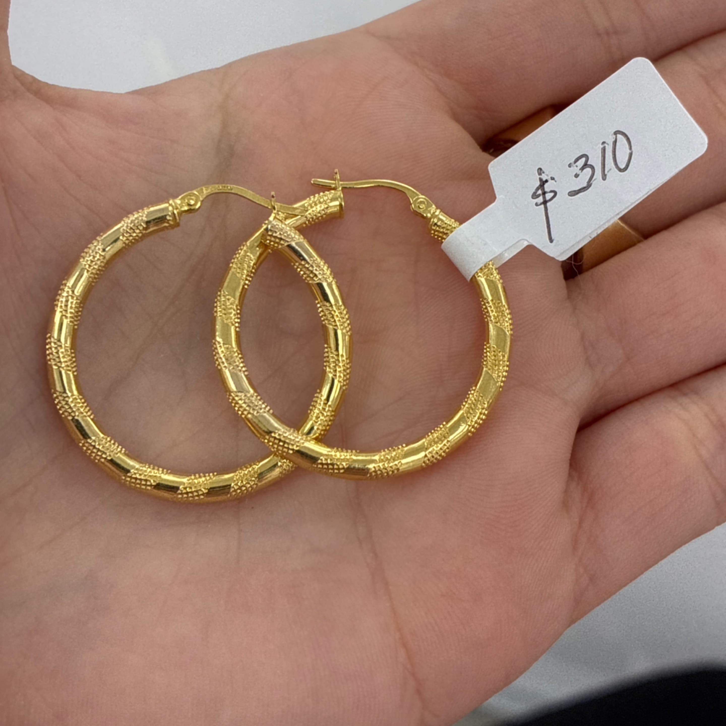 Medium hoops with design 10KT